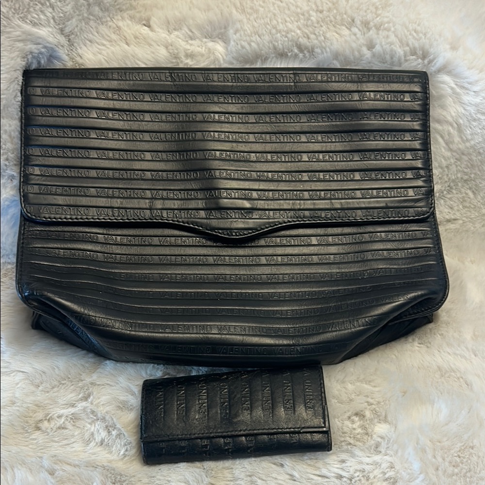 Mario Valentino Black Clutch and Wristlet Set! Great Shape, Great Gift Set! 🎁💝💐